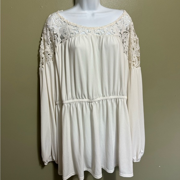 Torrid Lace Trimmed Cream Blouse, Size 3 - Picture 1 of 7
